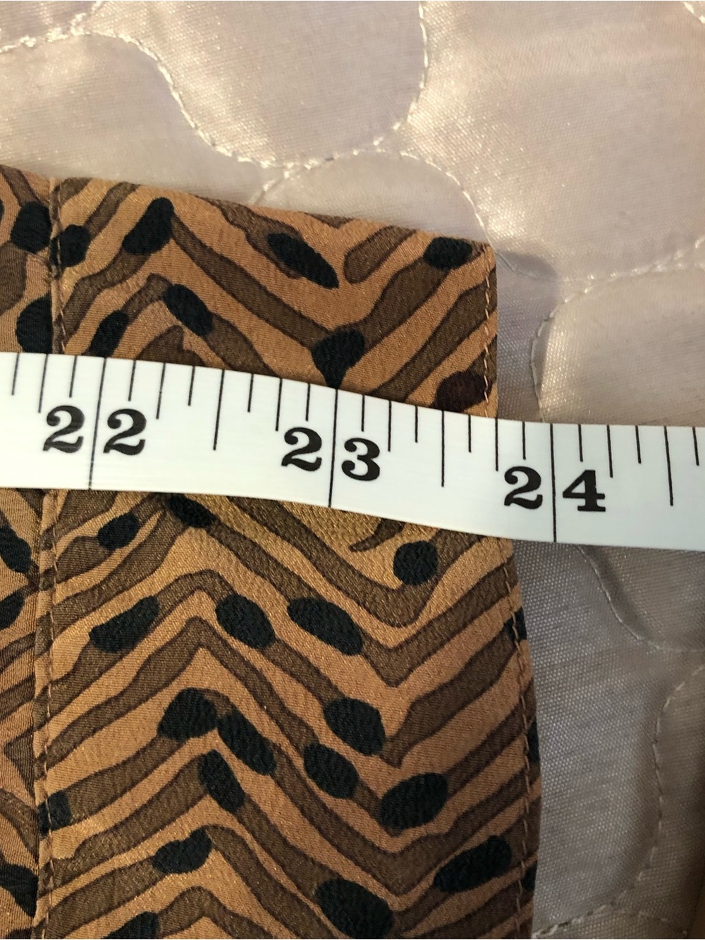 Christie & Jill 100% Silk Button Front Blouse Size 14 | Abstract Animal Print - Picture 7 of 8